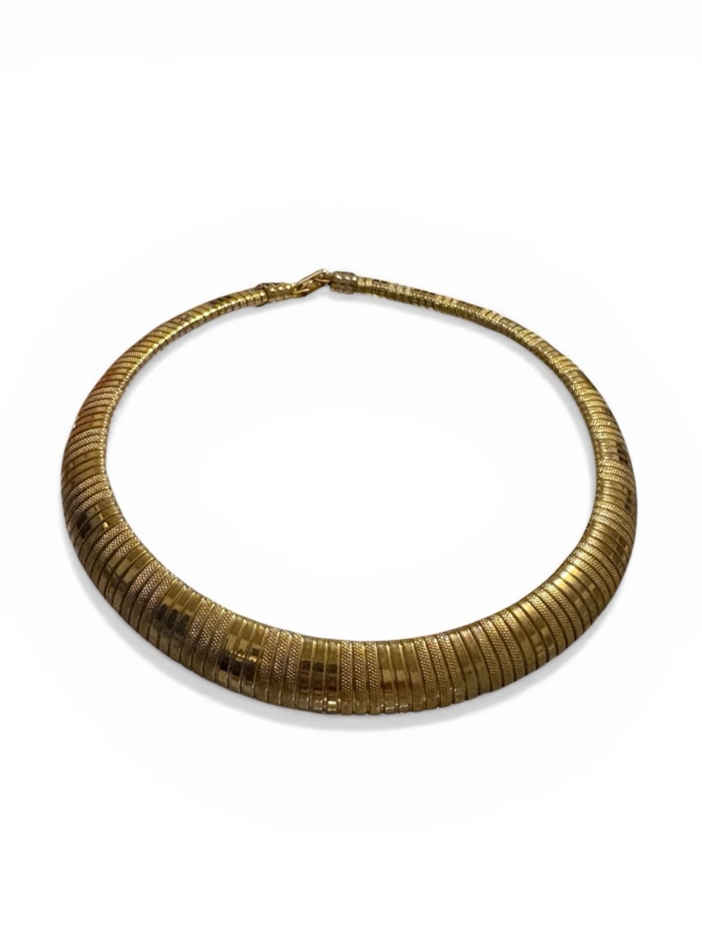 Vintage 1980s Chunky Omega 16" Collar
Necklace Choket